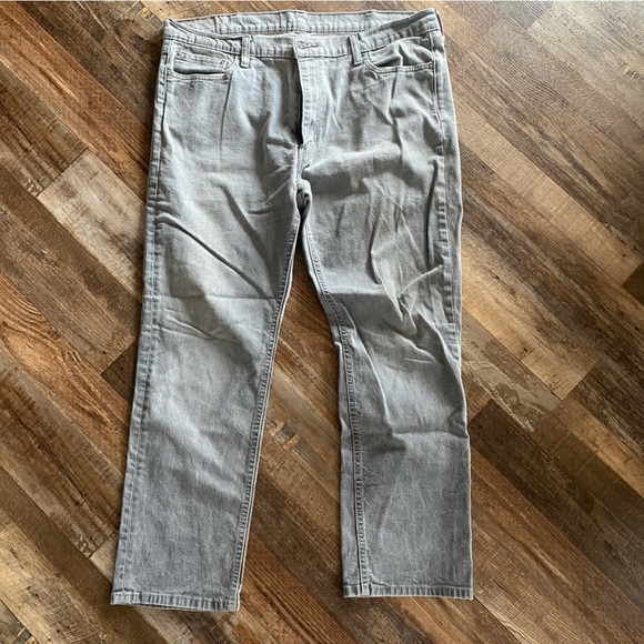 Levi’s 541 Athletic Fit Jeans - Picture 4 of 14